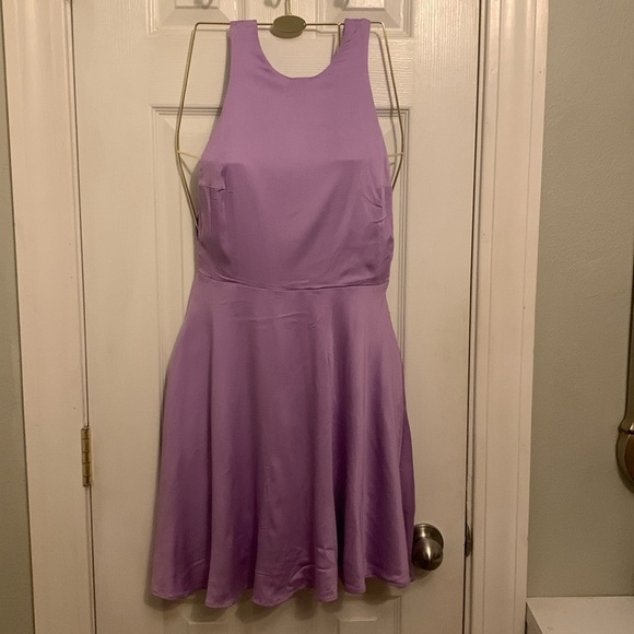 NWT silence + noise Lilac Backless Dress Size 4 - Picture 1 of 11